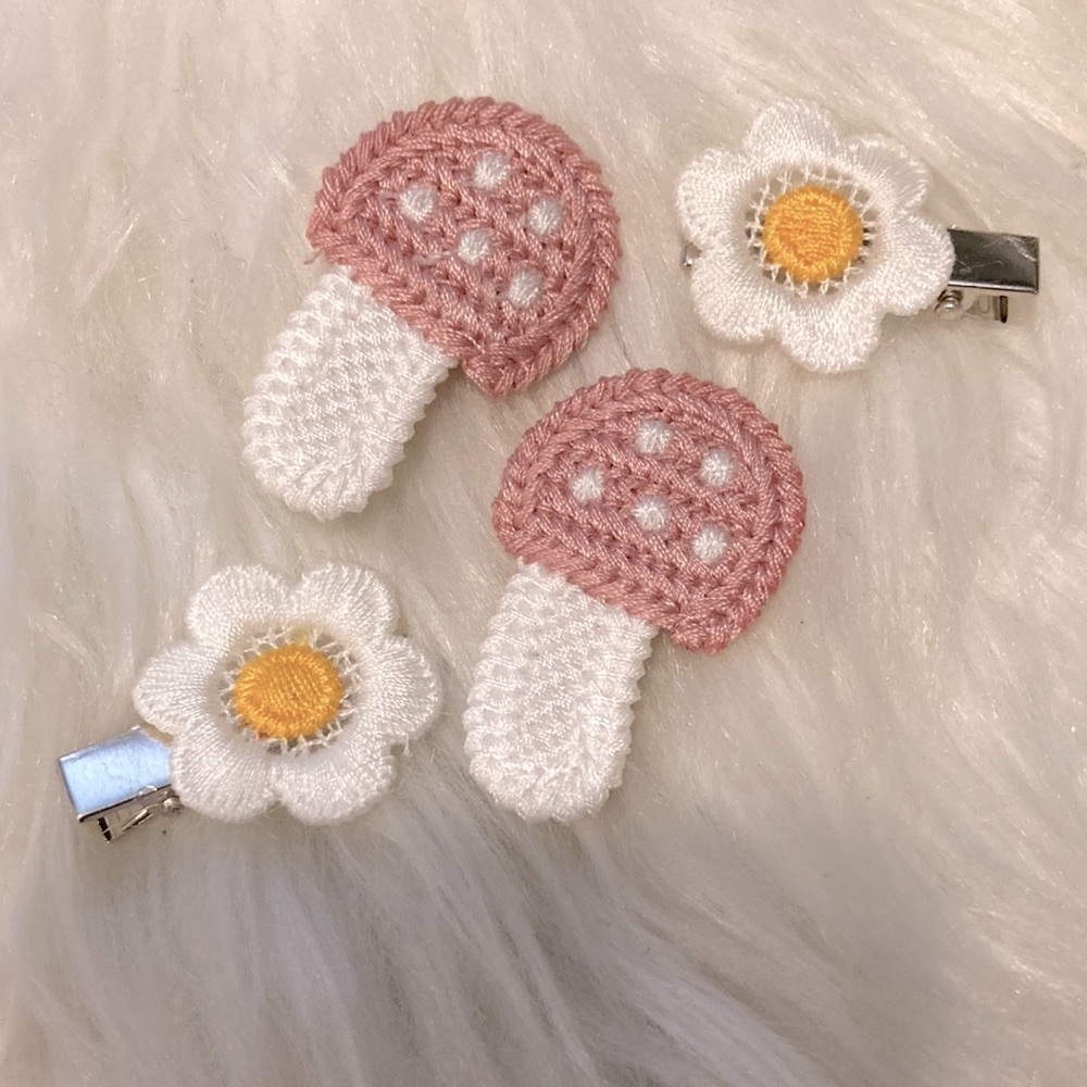 🍄 MUSHROOM & FLOWER HAIR CLIPS